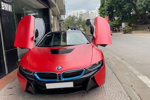 Siêu xe đình đám một thời, BMW i8 chỉ 3,8 tỷ ở Hà Nội  