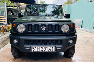 Suzuki Jimny mất hơn 1,5 tỷ để lăn bánh tại Sài Gòn