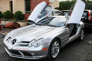 Ngắm "mũi tên bạc" Mercedes-Benz SLR McLaren độc nhất Việt Nam