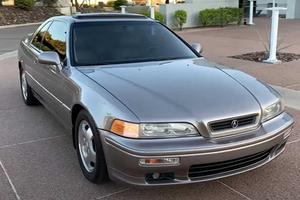 Acura Legend LS 1994 "chạy" 921.751km​​​​​​​ vẫn nguyên ly hợp gốc