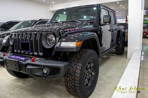 Bán tải Jeep Gladiator Rubicon 2020 gần 4 tỷ ở Hà Nội 