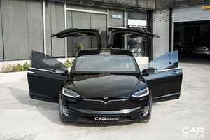 “Soi” Tesla Model X P100D tiền tỷ của dân chơi Đồng Nai