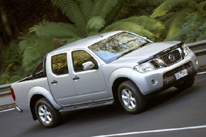 Triệu hồi gần 2.500 xe Nissan Navara tại Việt Nam lỗi túi khí