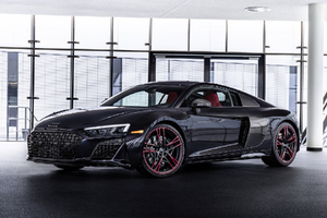 Siêu xe Audi R8 RWD phiên bản "báo đen" hơn 4,24 tỷ đồng