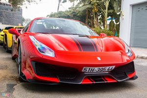 "Soi" Ferrari 488 Pista Spider triệu đô đầu tiên tại Việt Nam