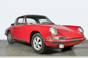 "Xế cụ" Porsche 911 S Targa 1967 tỉnh giấc sau gần 40 năm