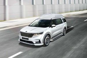 Kia Sedona High Limousine 2021 lộ diện, chào bán hơn 1,26 tỷ đồng 