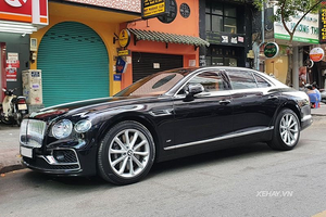 Bentley Flying Spur V8 hàng hiếm tại Việt Nam, không dưới 17 tỷ