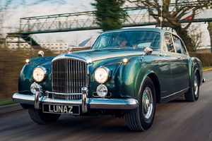 Bentley S3 Continental 60 tuổi độ xe sang điện, hơn 11 tỷ đồng