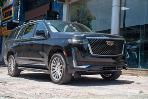 Cận cảnh "khủng long" Cadillac Escalade 2021 đầu tiên tại Việt Nam