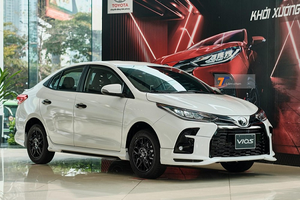 Dàn xe nhà Toyota Việt Nam "đại hạ giá", cao nhất tới 40 triệu đồng