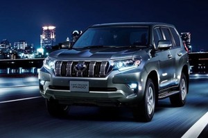 Toyota Prado 2022 phải lùi lịch ra mắt vì Land Cruiser "cháy hàng"?