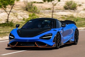 Chi tiết McLaren 765LT hơn 30 tỷ, màu độc nhất Việt Nam