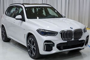 "Soi' SUV hạng sang BMW X5 lần đầu tiên có phiên bản kéo dài