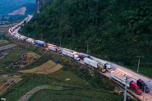 Đề xuất chở hàng sang Trung Quốc bằng tàu hỏa