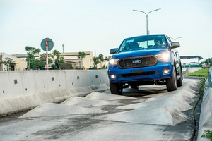 Ford Ranger khan hàng cận Tết, đại lý "kênh giá” tới 85 triệu đồng