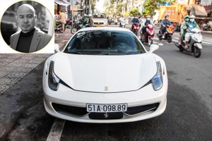 Đặng Lê Nguyên Vũ "cưỡi" Ferrari 458 Italia Coupe tiền tỷ đi sắm Tết