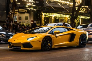 Lamborghini Aventador đầu tiên về Việt Nam sau, hơn 10 năm... vẫn hot