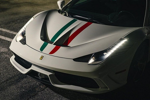 Xưởng hạ đời Ferrari 458 Speciale xuống số sàn cho các đại gia