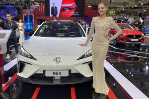 MG4 EV 2023 hơn 600 triệu sắp về Việt Nam, chaỵ 450 km/lần sạc