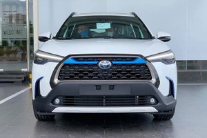 Đại lý "xả kho", giảm giá đến 100 triệu đồng cho Toyota Corolla Cross