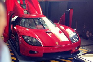 Koenigsegg CCX triệu đô độc nhất Việt Nam bất ngờ "tái xuất"