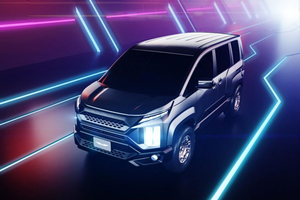 "Hô biến" Mitsubishi Delica thành xe tăng chỉ với 438 triệu đồng