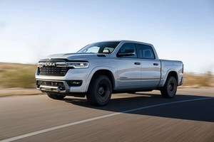 Ram 1500 Ramcharger hybrid – "khủng long" bán tải tiết kiệm xăng