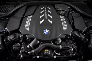 BMW ngừng sản xuất động cơ V8 huyền thoại ở nhà máy tại Đức