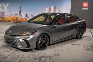 Toyota Camry 2024 chốt lịch bán ở Đông Nam Á, sẽ về Việt Nam