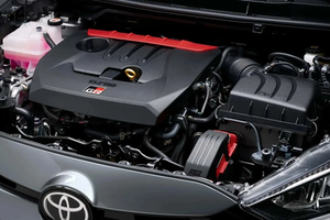 Toyota bất ngờ xác nhận phát triển động cơ đốt trong mới