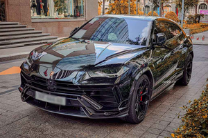 Tóm gọn Lamborghini Urus Performante "siêu bò đen" độc nhất Việt Nam