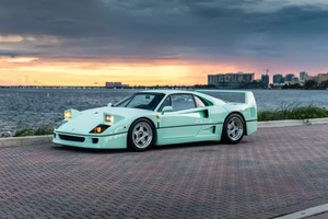 Ferrari F40 độc nhất thế giới màu xanh bạc hà, quá khứ lẫy lừng