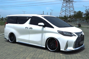 Malaysia chỉ có 39 xe Lexus LM xịn, còn lại là Toyota Alphard độ