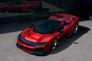 Tận thấy siêu phẩm Ferrari F80 giá 3,9 triệu USD ngoài đời thực