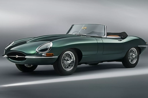 Jaguar xuất xưởng cặp E-Type cổ điển đính đá quý và vàng