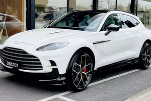 Aston Martin DBX707 gần 22 tỷ độc nhất Việt Nam đã có chủ