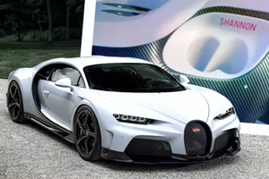 Bugatti Chiron gần 80 tỷ đồng đầu tiên đã có khay đựng cốc 