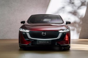 Mazda 6e EV 2025 trình làng tại châu Âu, chạy 555km/lần sạc