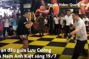 Video: Cú đá quét trụ khiến Nam Anh Kiệt thua knock-out sau 6 phút