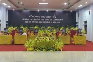 Sáng nay viếng và truy điệu 13 cán bộ, chiến sĩ hy sinh tại Rào Trăng 3