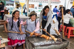 Kinh hãi món đặc sản chuột lang gây tranh cãi của Peru