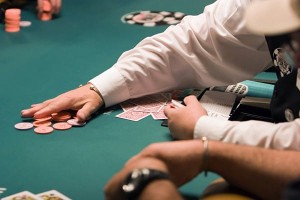 Hà Nội yêu cầu rà soát hành vi “lách” thuế của các giải Poker