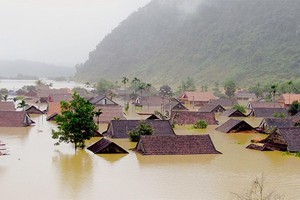  Tân Hóa: Từ rốn lũ đến làng du lịch tốt nhất thế giới