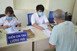 Người có lương hưu hơn 124 triệu đồng/tháng đóng BHXH thế nào?