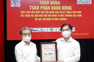 TSKH Phan Xuân Dũng làm việc với TW Hội Kinh tế Môi trường Việt Nam