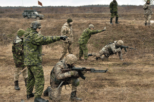 Lý do khiến Canada từ chối đưa người và máy bay tới giúp Ukraine