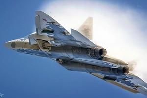 Tại sao NATO và Mỹ im lặng, khi Su-57 của Nga không kích Kiev?