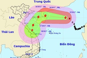 Bão số 11 đang rất mạnh trên biển Đông: Khẩn trương ứng phó