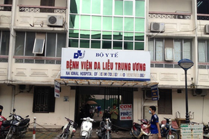 Bác sĩ Viện Da liễu Trung ương bị “tố” kê thuốc quá liều cho trẻ?